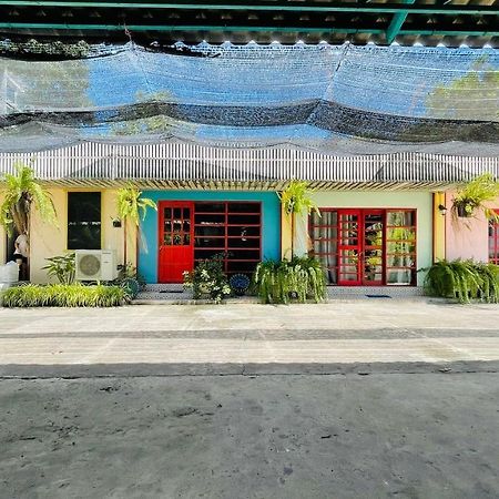 Super Hostel Nonthaburi Kültér fotó