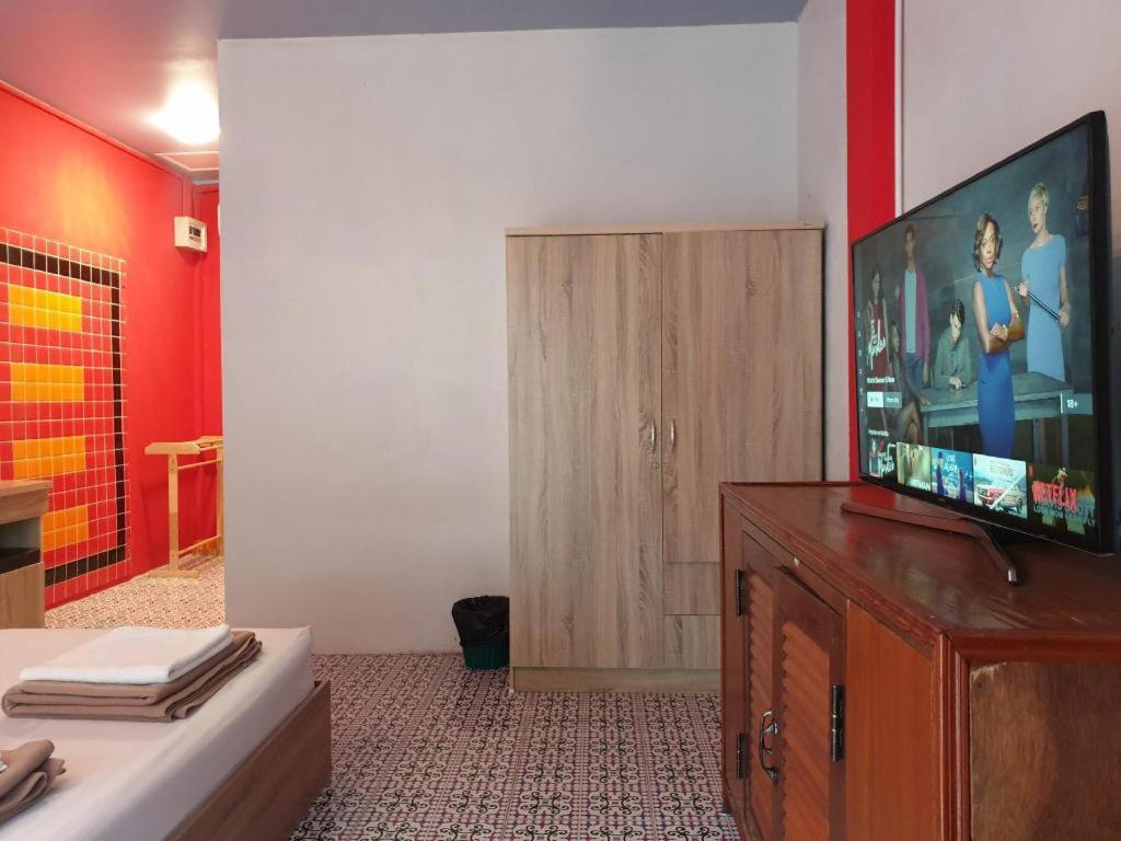 Super Hostel Nonthaburi Kültér fotó